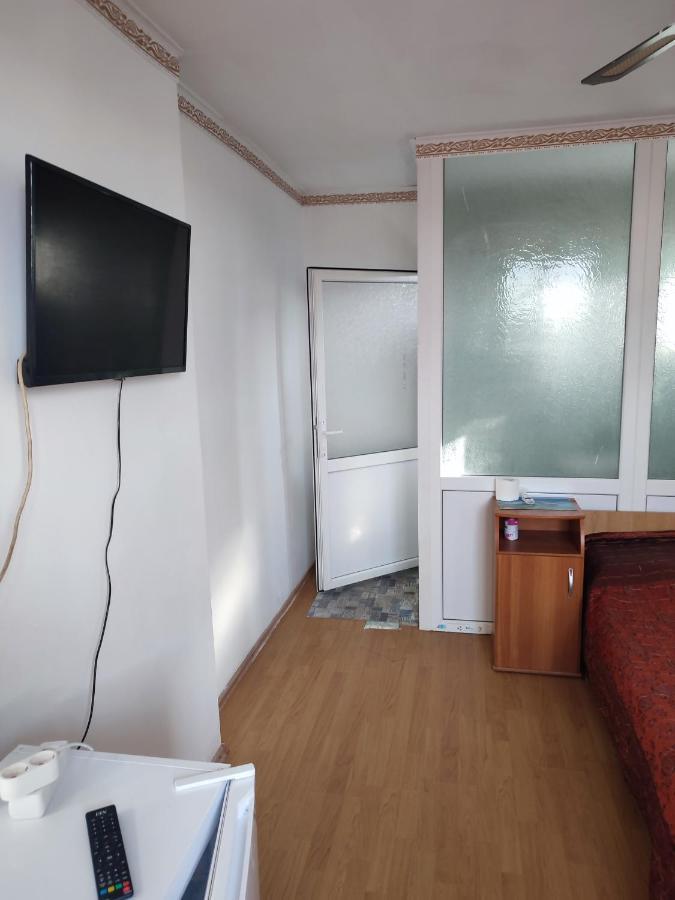 Hostel Emy Camere Cu Baie Proprie Aproape De Plaja 3 Papuci Constanţa Exterior foto